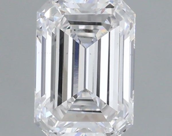 Emerald Lab-Grown Diamond image