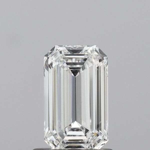 Emerald Lab-Grown Diamond image