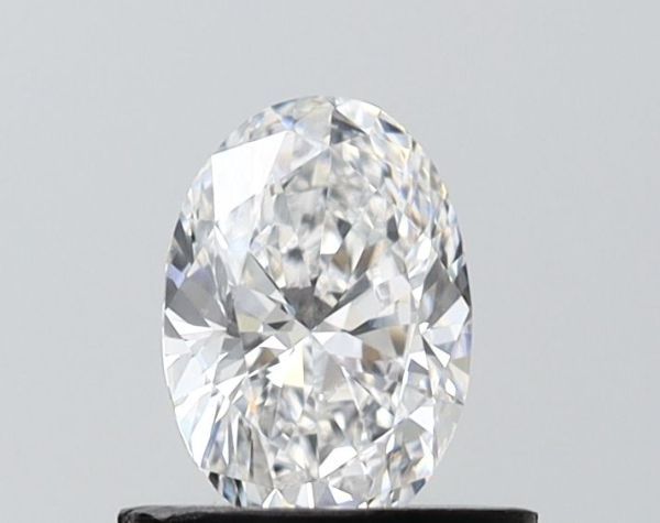 Oval Lab-Grown Diamond image