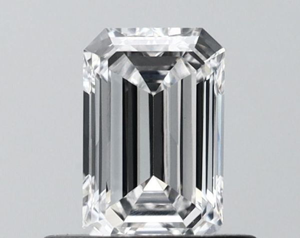 Emerald Lab-Grown Diamond image