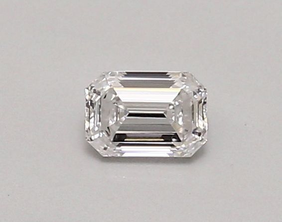 Emerald Lab-Grown Diamond image