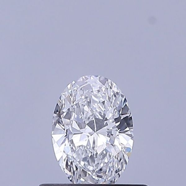 Oval Lab-Grown Diamond image