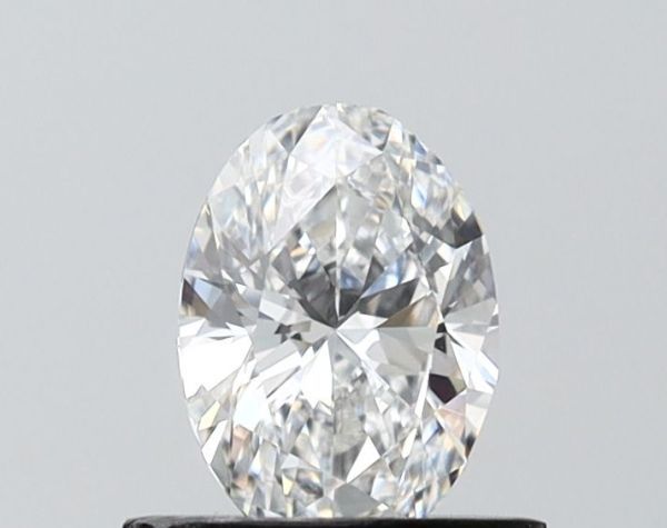 Oval Lab-Grown Diamond image