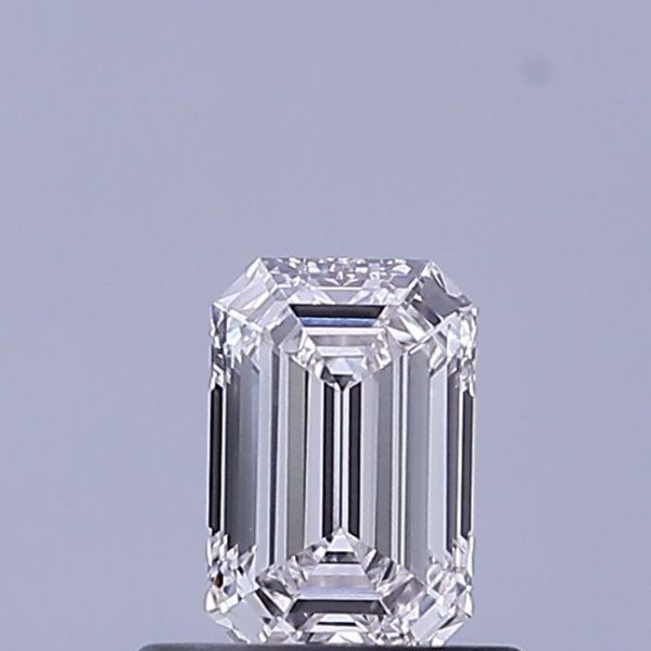 Emerald Lab-Grown Diamond image