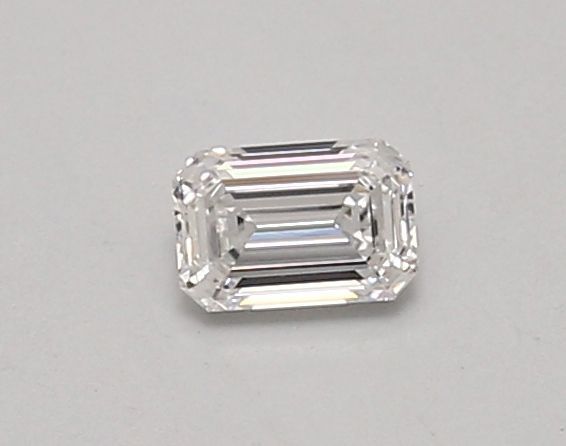 Emerald Lab-Grown Diamond image