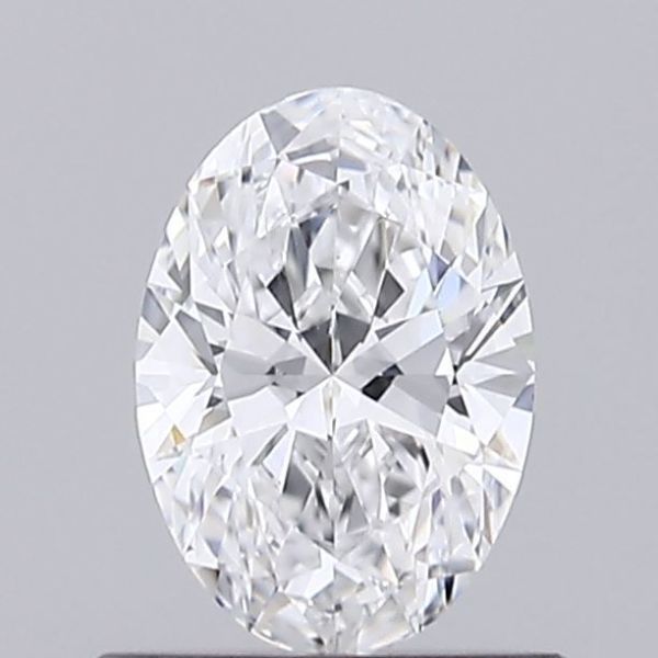 Oval Lab-Grown Diamond image