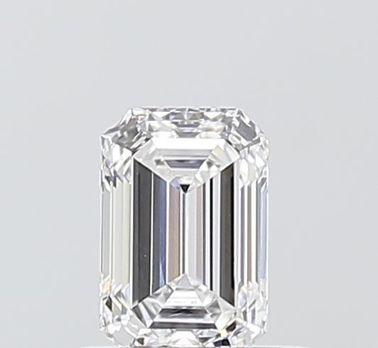 Emerald Lab-Grown Diamond image