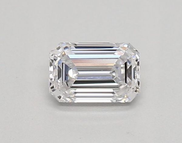 Emerald Lab-Grown Diamond image