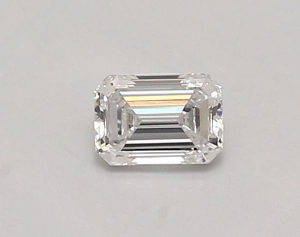 Emerald Lab-Grown Diamond image