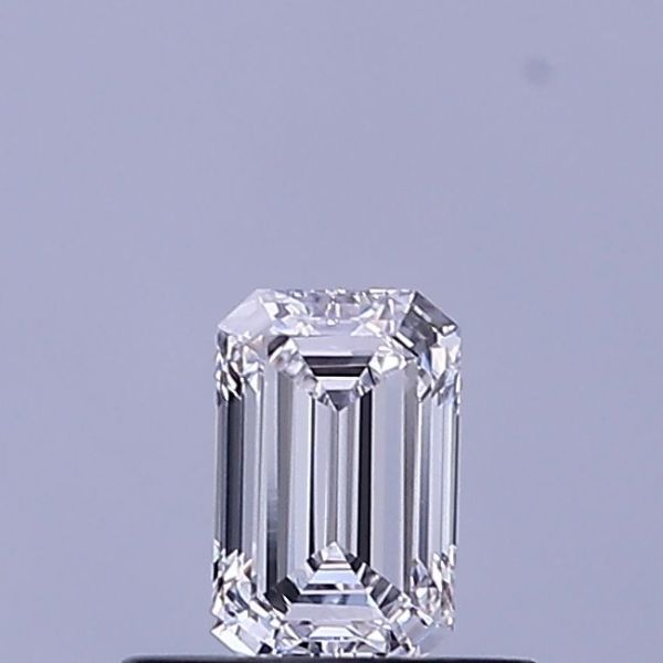 Emerald Lab-Grown Diamond image