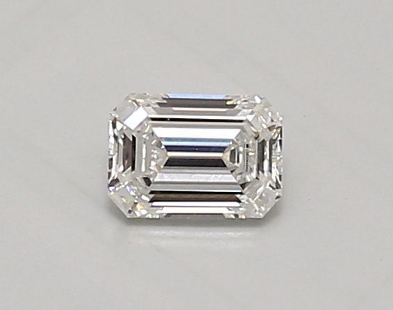 Emerald Lab-Grown Diamond image
