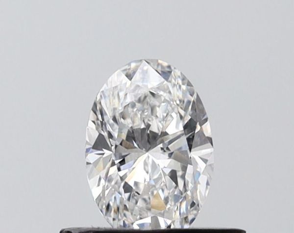 Oval Lab-Grown Diamond image