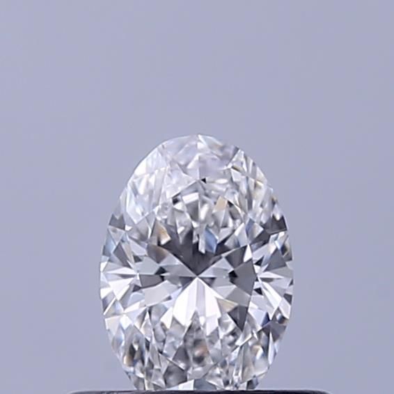 Oval Lab-Grown Diamond image