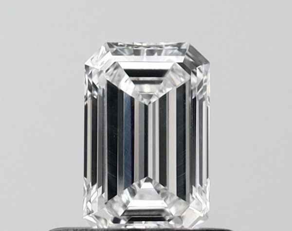 Emerald Lab-Grown Diamond image