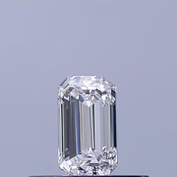 Emerald Lab-Grown Diamond image