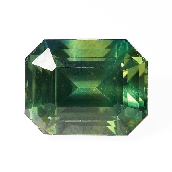 Emerald Gemstone image