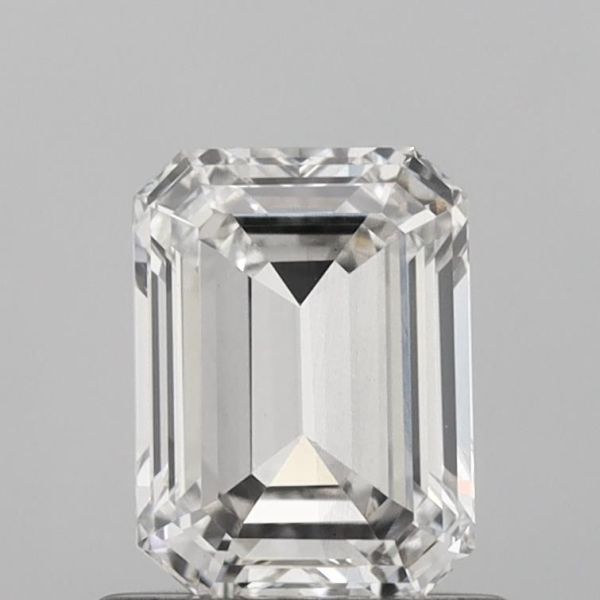 Emerald Lab-Grown Diamond image