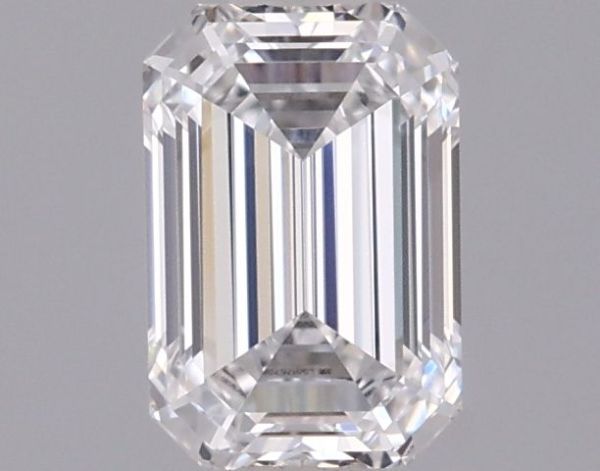 Emerald Lab-Grown Diamond image
