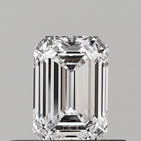 Emerald Lab-Grown Diamond image