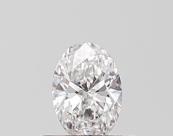 Oval Lab-Grown Diamond image