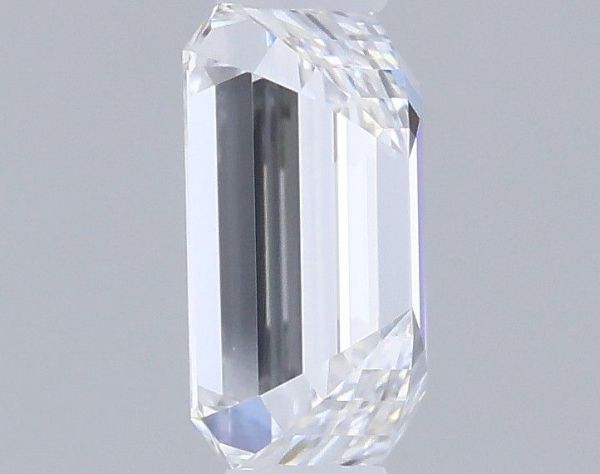 Emerald Lab-Grown Diamond image