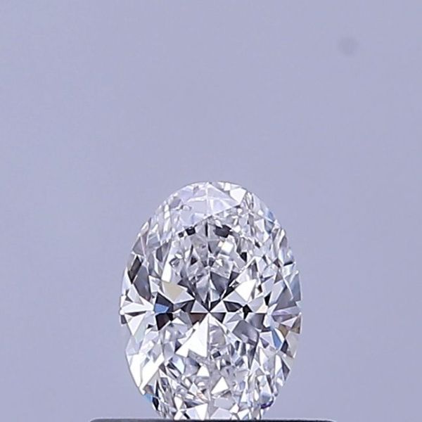 Oval Lab-Grown Diamond image