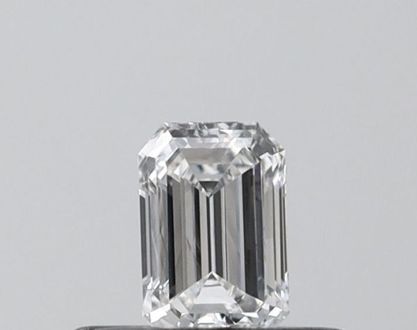 Emerald Lab-Grown Diamond image
