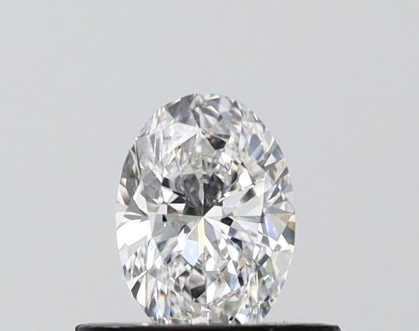 Oval Lab-Grown Diamond image