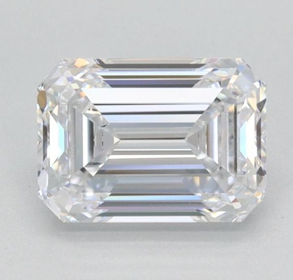 Emerald Lab-Grown Diamond image