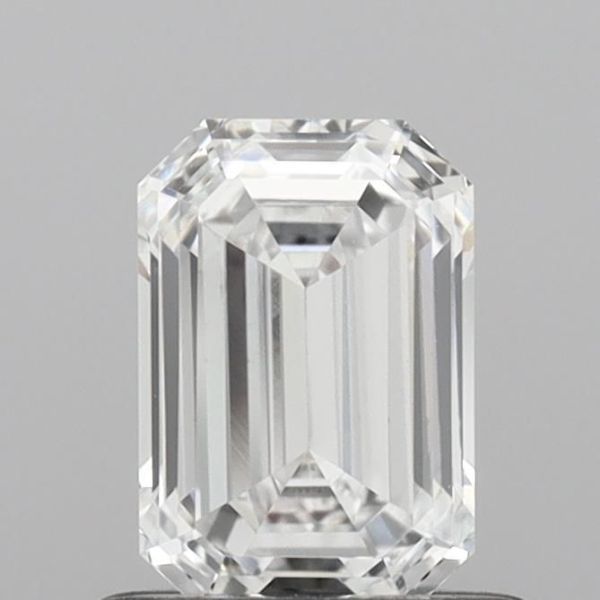 Emerald Lab-Grown Diamond image