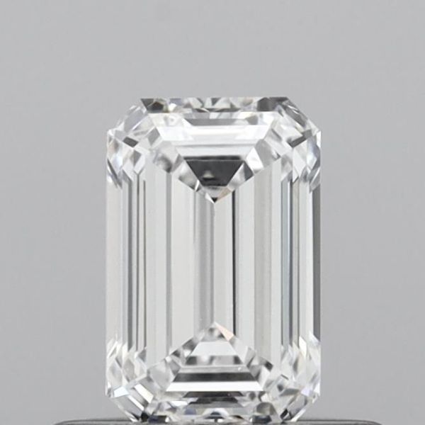 Emerald Lab-Grown Diamond image