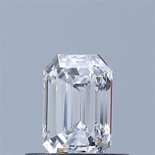 Emerald Lab-Grown Diamond image
