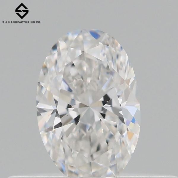 Oval Lab-Grown Diamond image