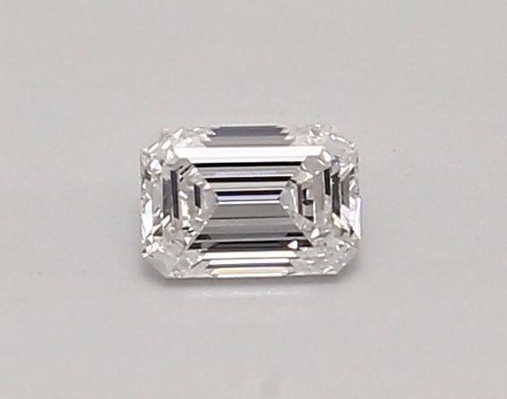 Emerald Lab-Grown Diamond image