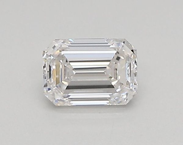 Emerald Lab-Grown Diamond image