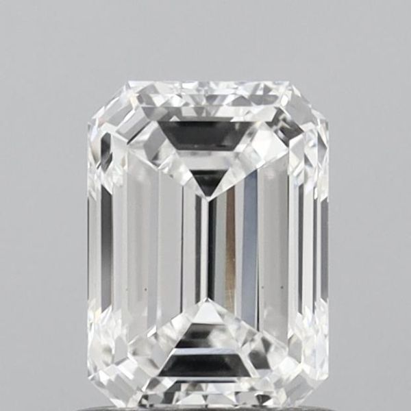 Emerald Lab-Grown Diamond image