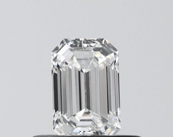 Emerald Lab-Grown Diamond image