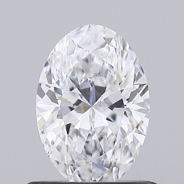 Oval Lab-Grown Diamond image