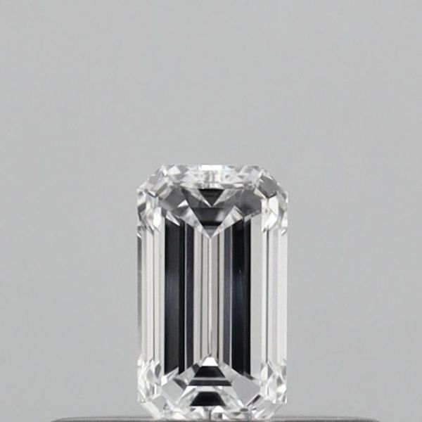 Emerald Lab-Grown Diamond image