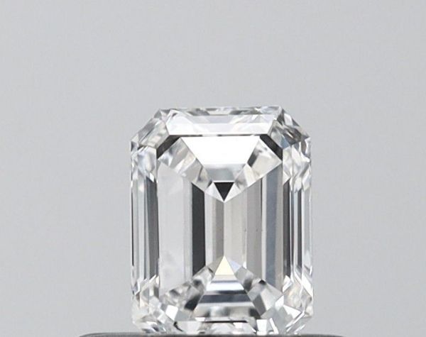 Emerald Lab-Grown Diamond image