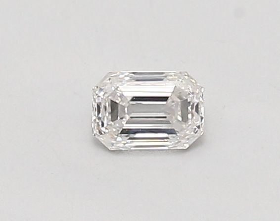 Emerald Lab-Grown Diamond image