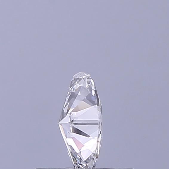 Oval Lab-Grown Diamond image