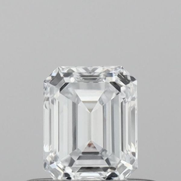Emerald Lab-Grown Diamond image