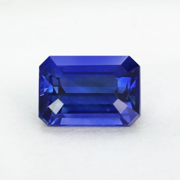 Emerald Gemstone image