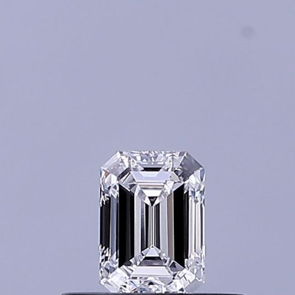 Emerald Lab-Grown Diamond image