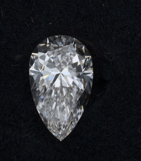 Pear Lab-Grown Diamond image