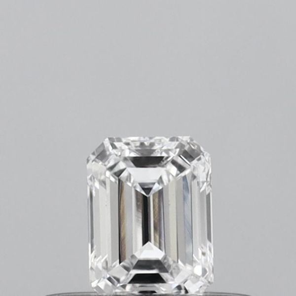 Emerald Lab-Grown Diamond image
