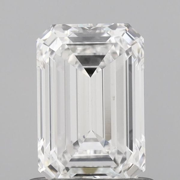 Emerald Lab-Grown Diamond image