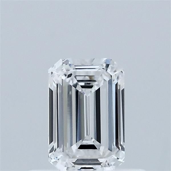 Emerald Lab-Grown Diamond image