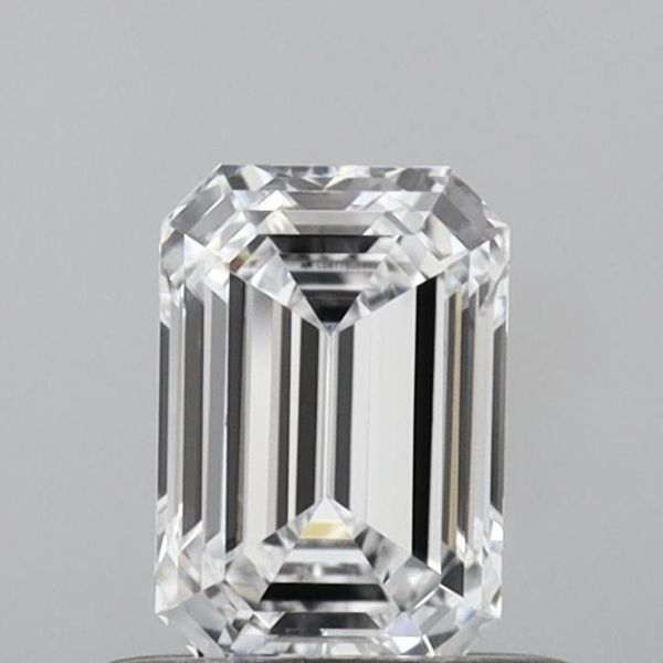 Emerald Lab-Grown Diamond image